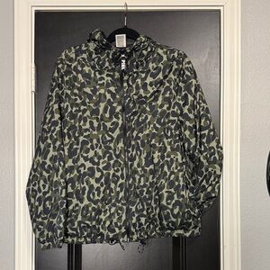 PINK Victoria's Secret Camo Leopard Print Hooded Jacket - Olive & Black